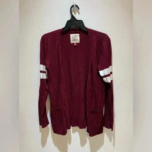 SO Perfect Cardigan Juniors Open Front Long SleeveBurgundy Pockets Casual Size L - Picture 2 of 8